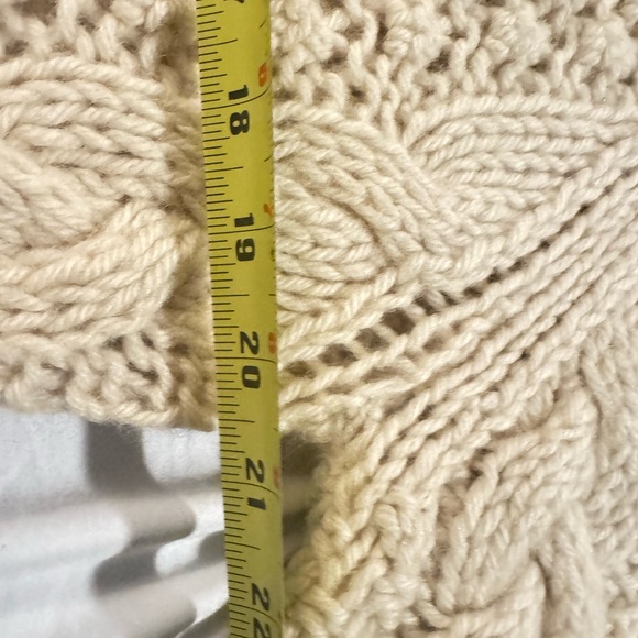 Vintage 1960s Irish Wool Fisherman Cable
Knit Pullover Sweater - Picture 8 of 12